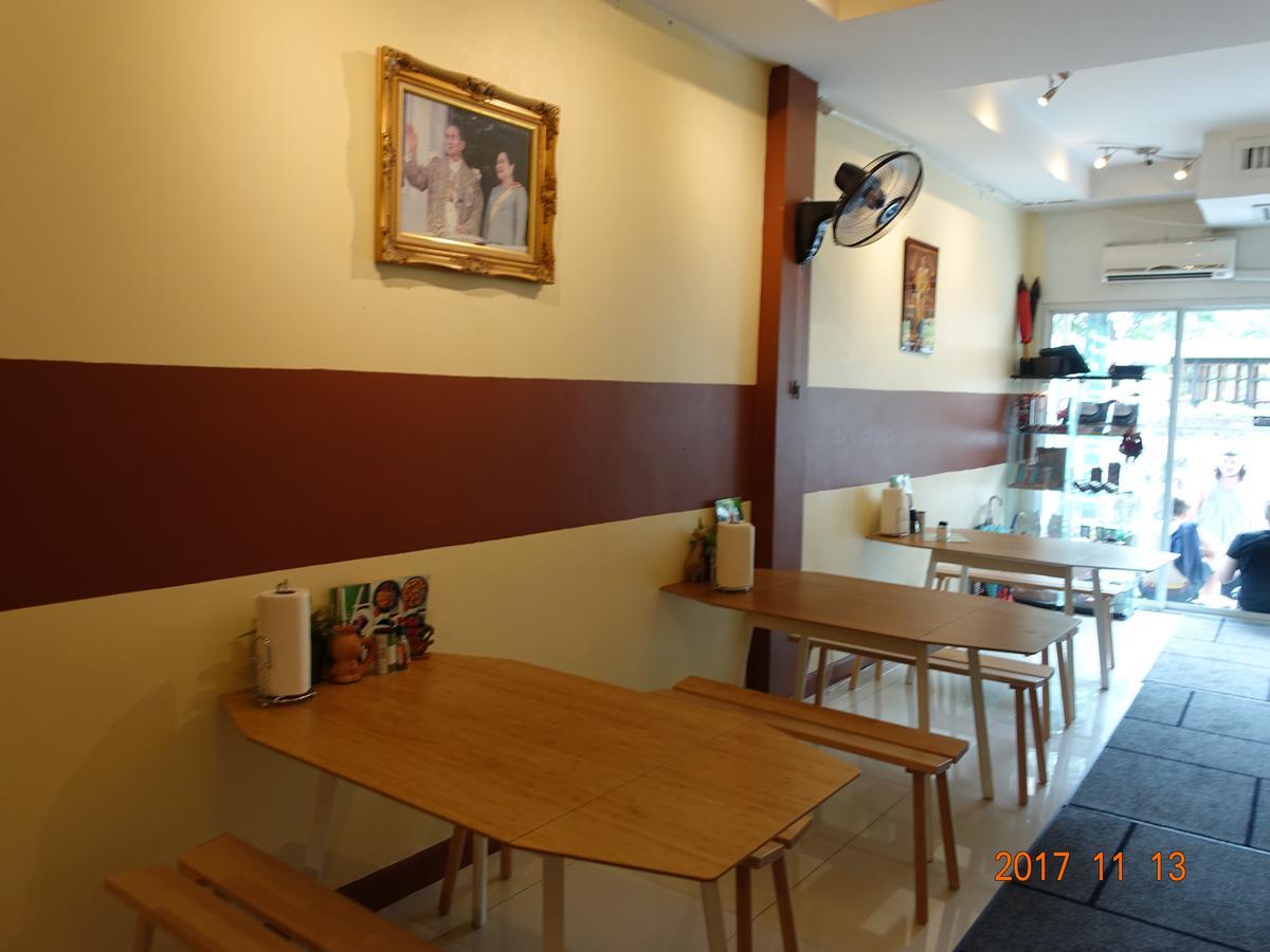 Hotel Cb Ekkamai à Bangkok Extérieur photo